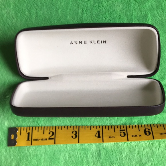 Anne Klein hardshell eyeglasses case - Picture 6 of 8